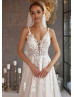 Spaghetti Straps Beaded Lace Tulle Fashion Wedding Dress